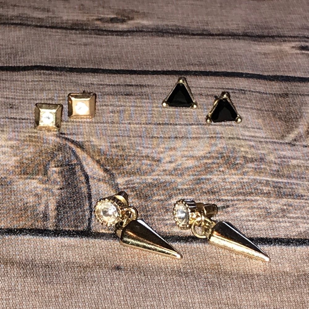 Assortment of Earrings